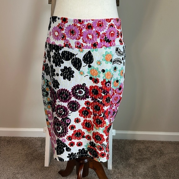 LuLaRoe Floral Pencil Skirt - Multicolor - Picture 1 of 16